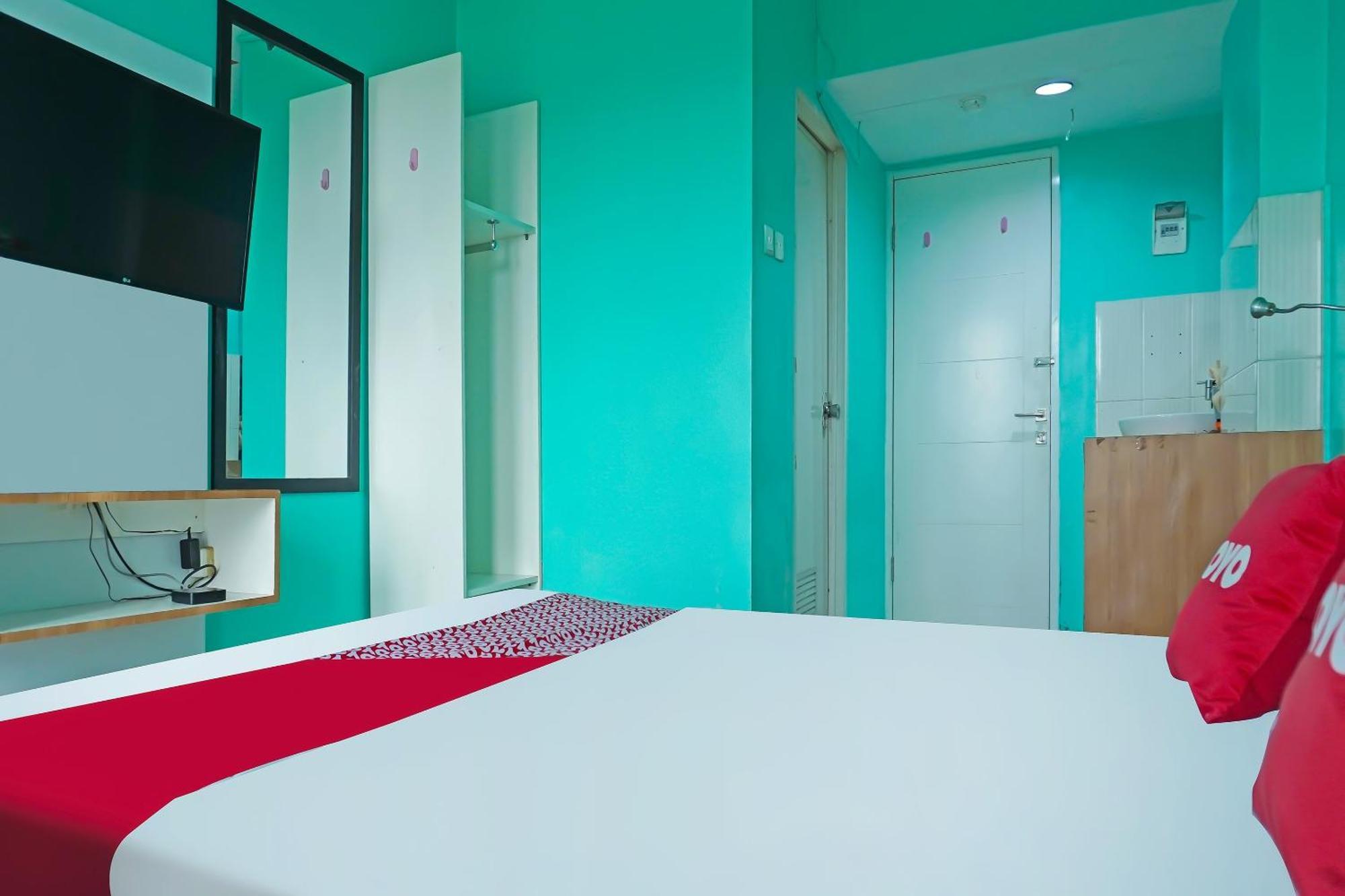 Oyo 90391 Gkitroom Karawang Exterior foto