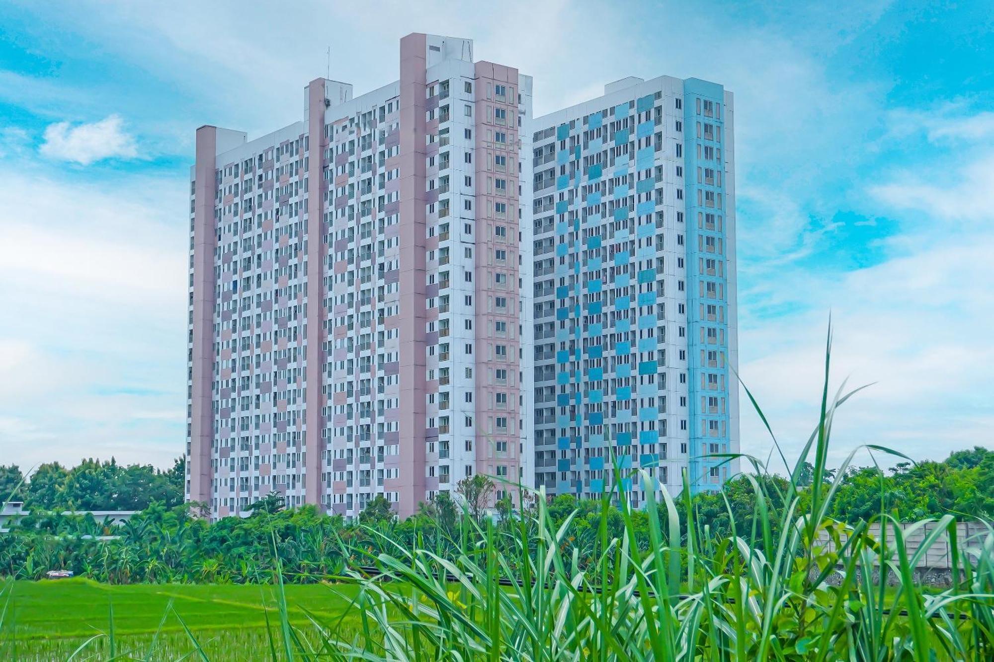 Oyo 90391 Gkitroom Karawang Exterior foto